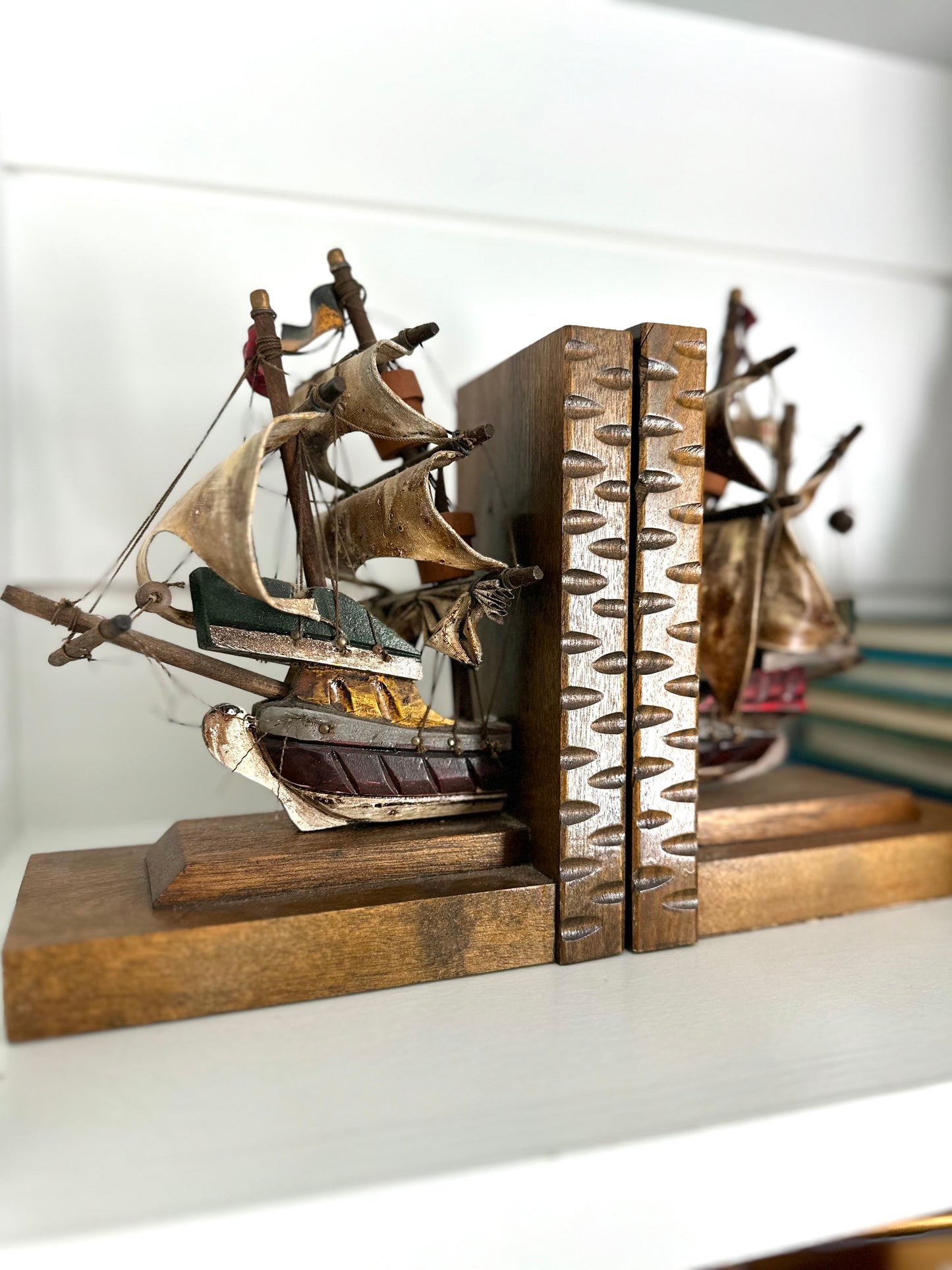 Nautical ship bookends