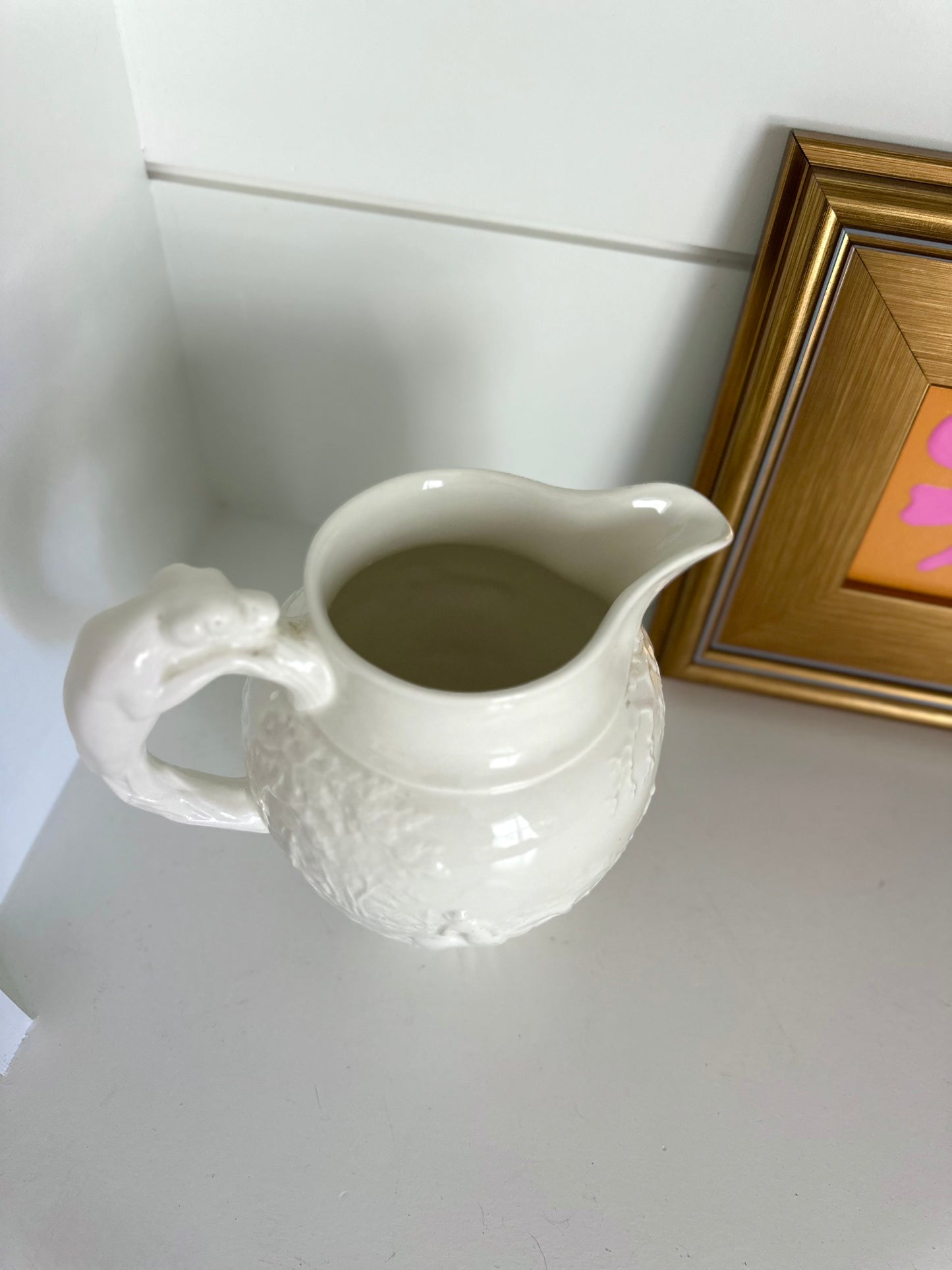 Vintage Wedgwood Etruria Barlaston Hound Handled Vase