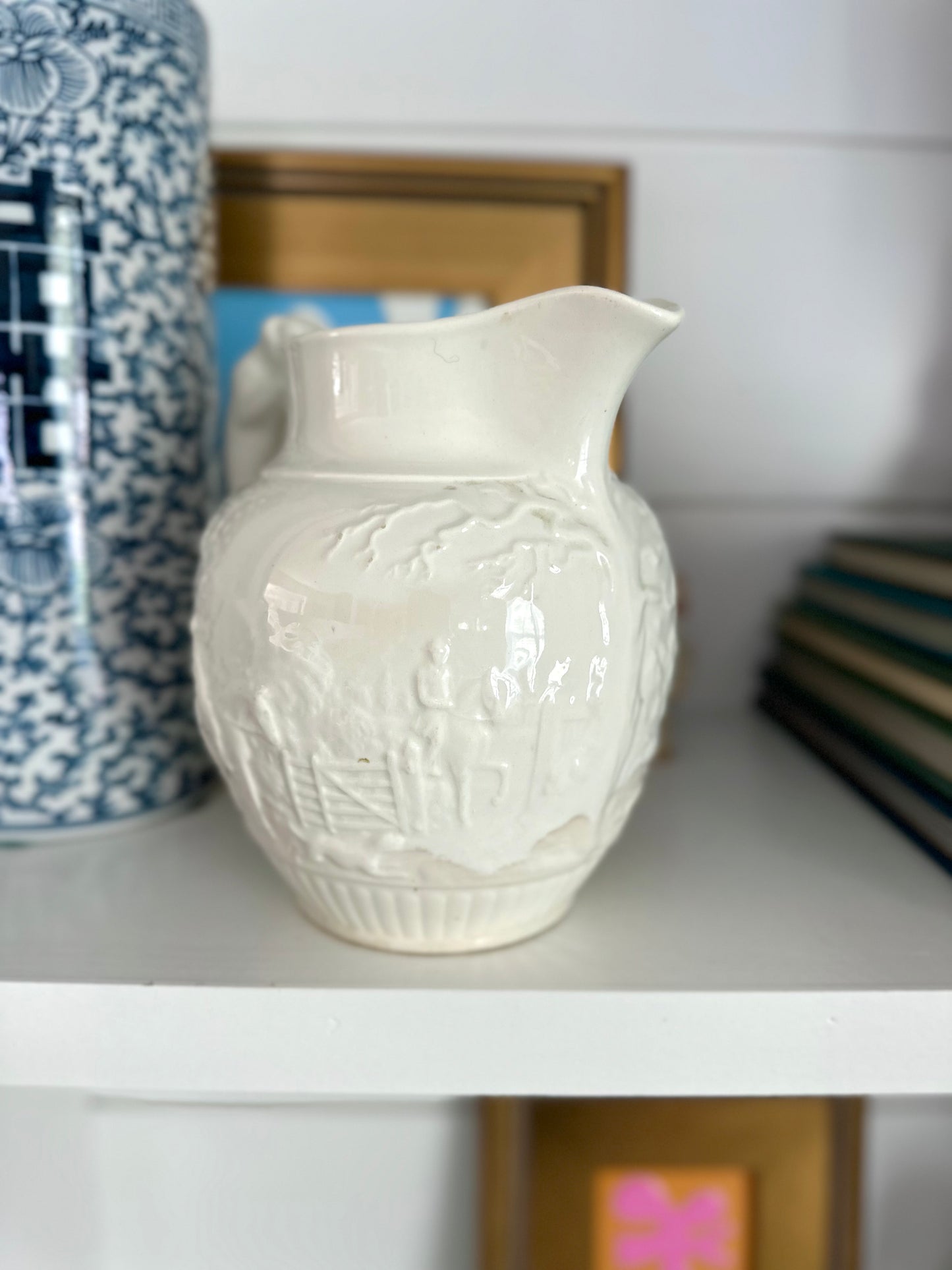 Vintage Wedgwood Etruria Barlaston Hound Handled Vase