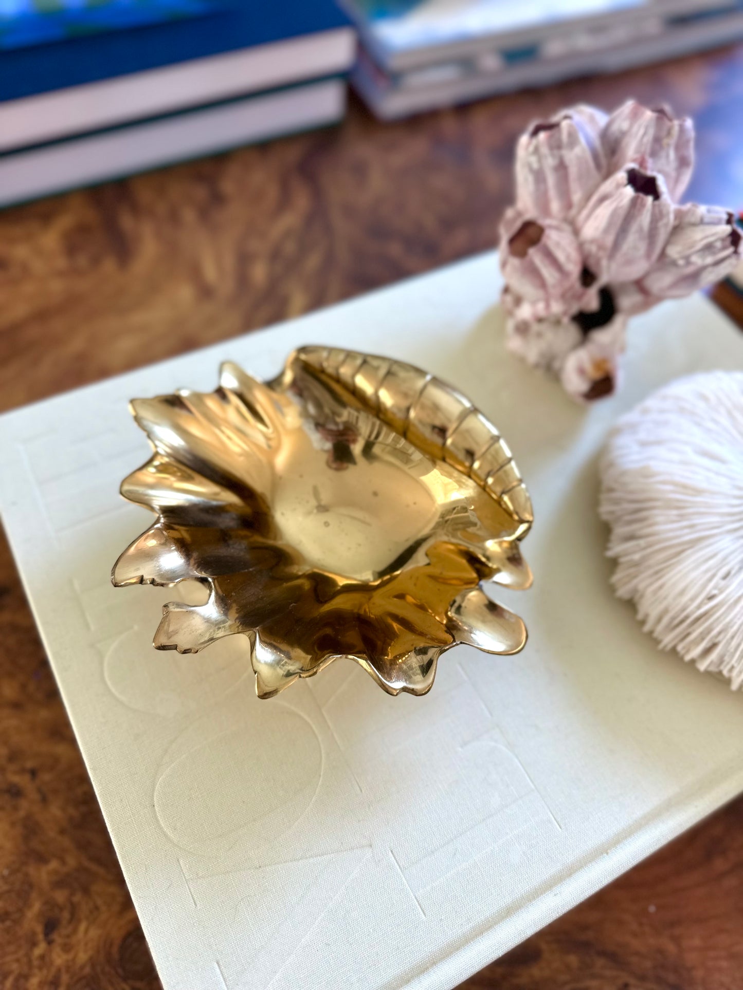 Brass shell dish