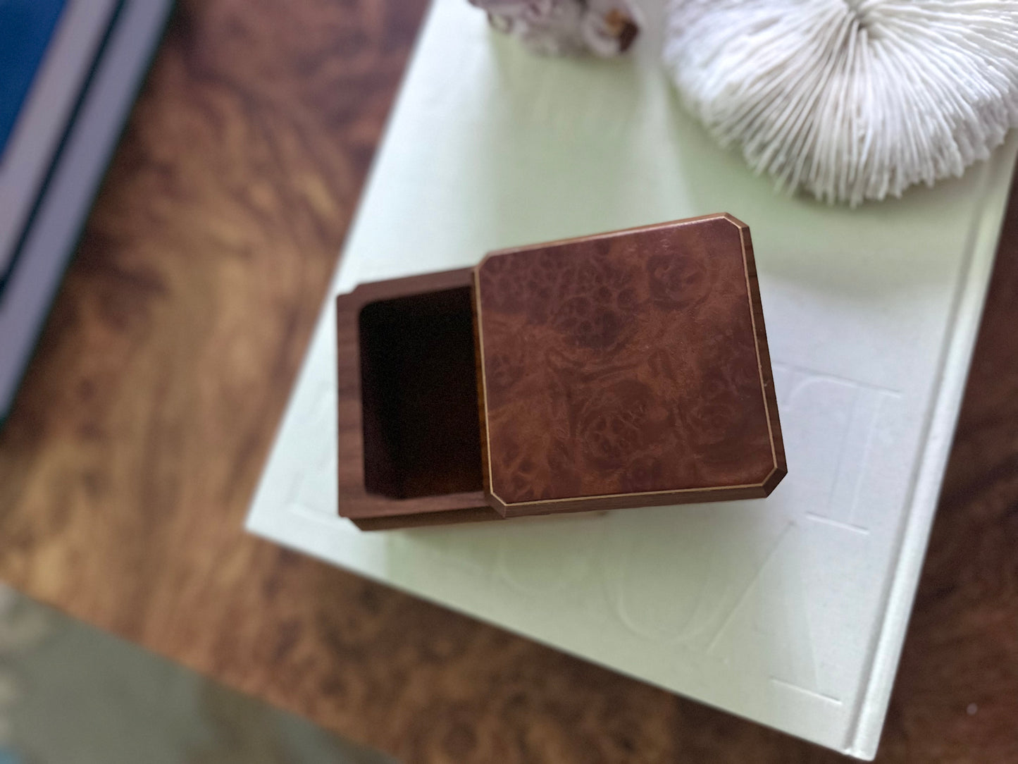 Burlwood trinket box
