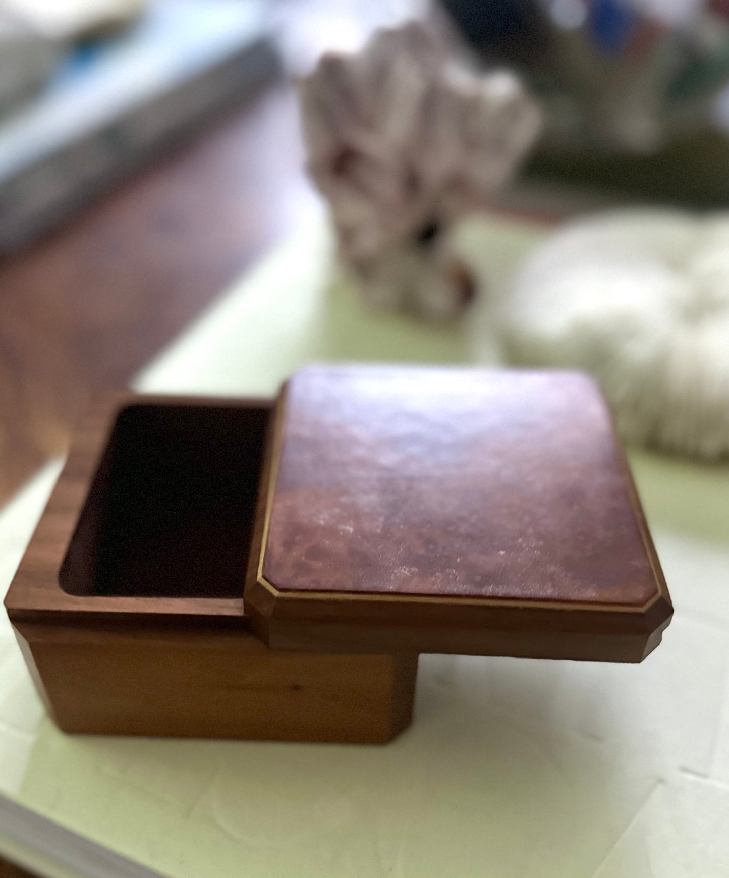 Burlwood trinket box
