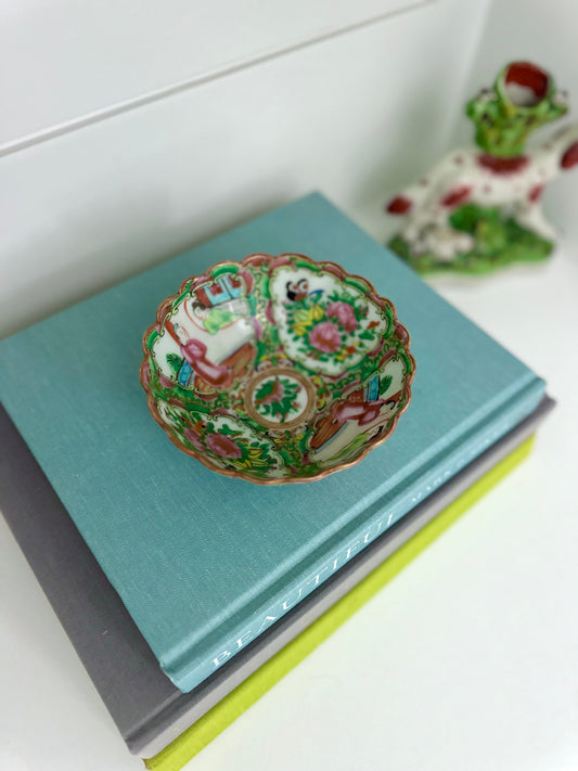 Antique scalloped rose medallion bowl