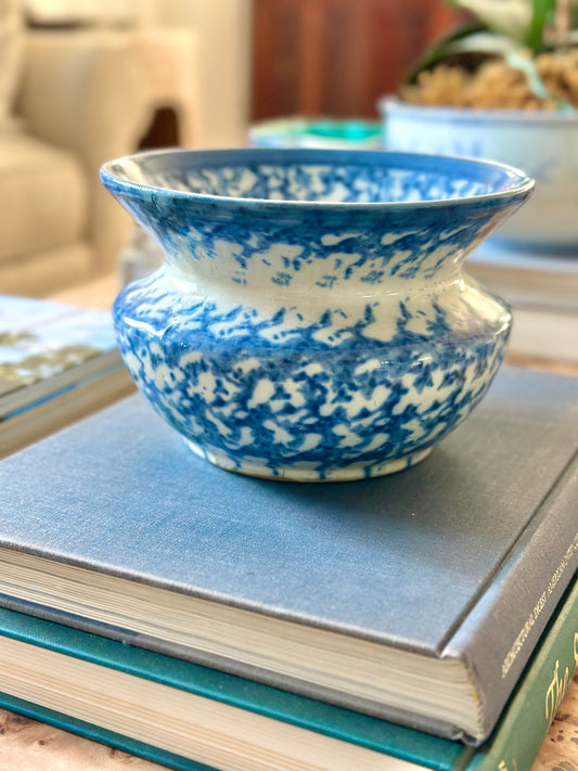 Blue & white splatter vase