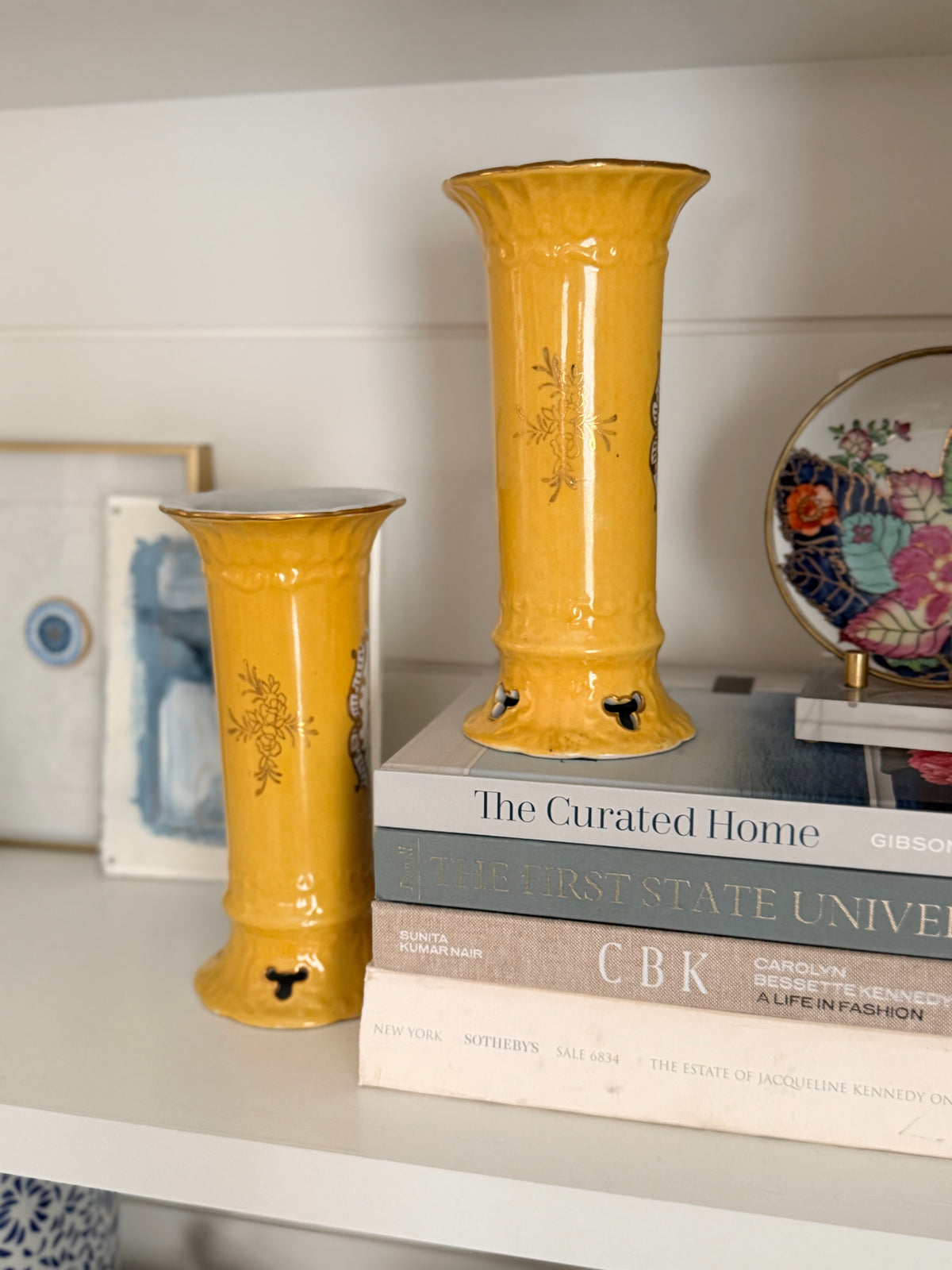Chelsea House Trumpet Vase Pair