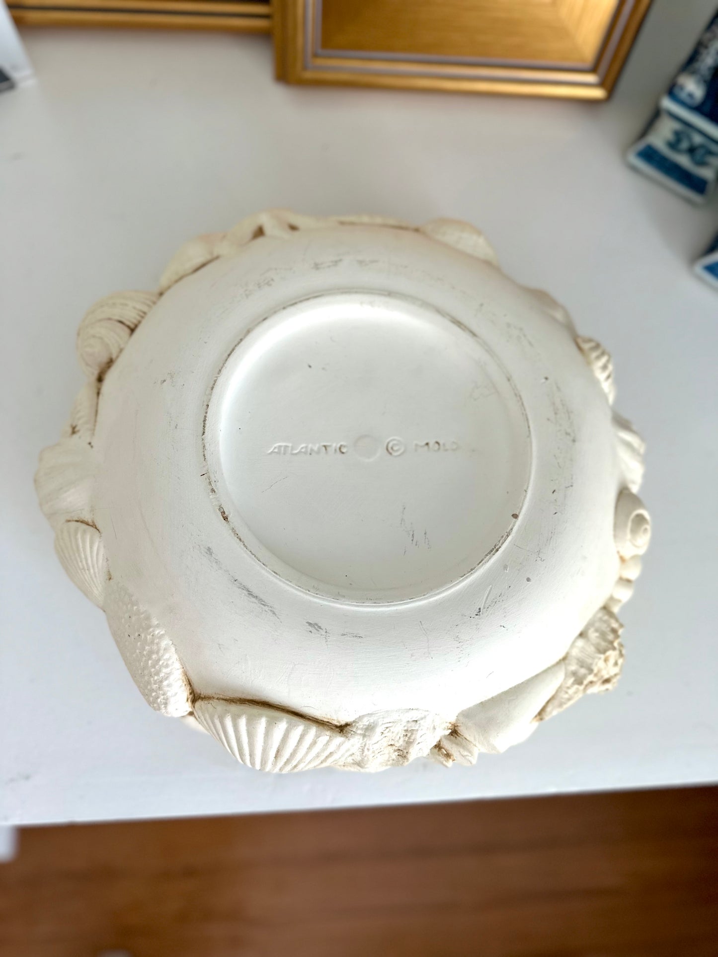 American Mold shell planter