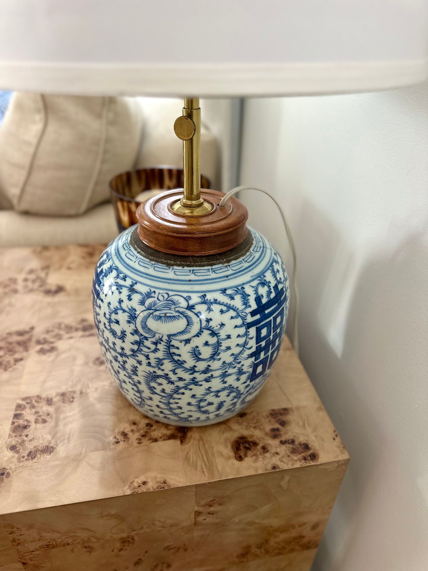 double happiness lamp