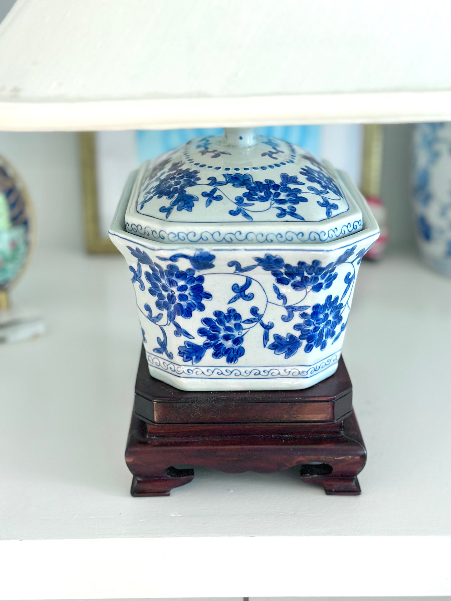 Vintage Blue & White Table Lamp